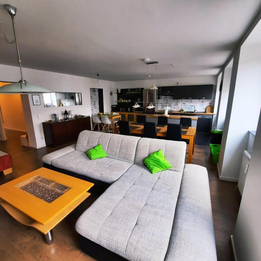 Full Flat 3 Bedrooms Saarbrucken Center -11 People Bagian luar foto