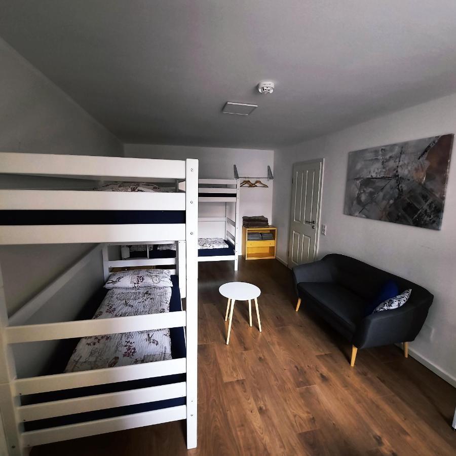 Full Flat 3 Bedrooms Saarbrucken Center -11 People Bagian luar foto